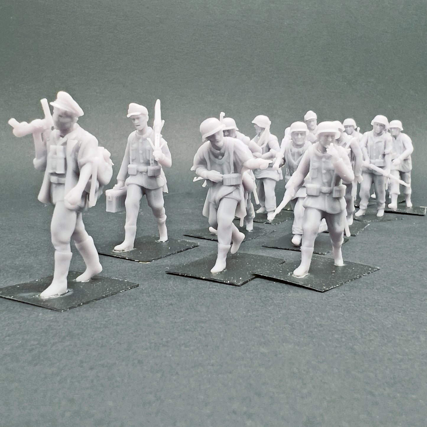 1/72 Figurines Allemandes - Colonne en marche - Set 01