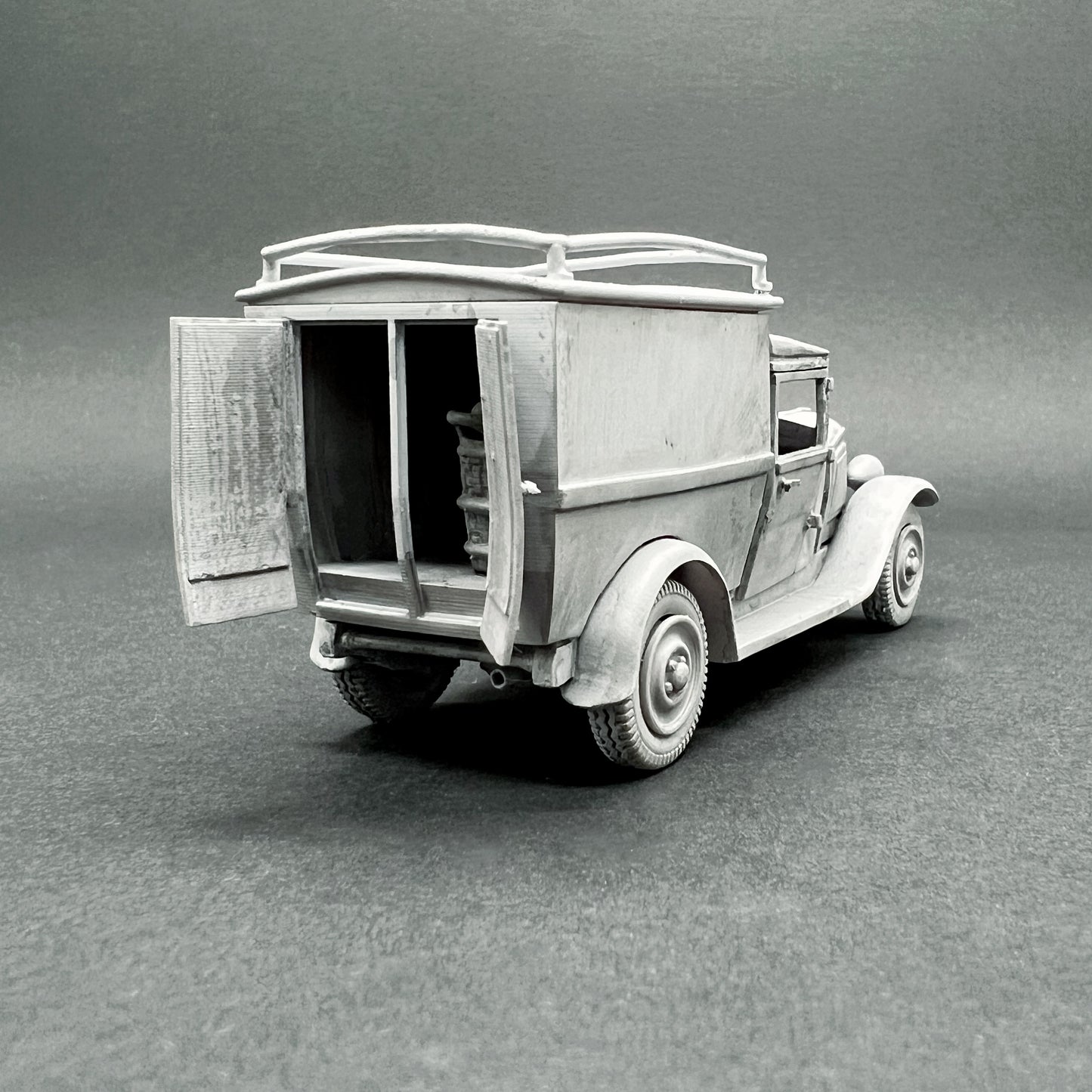 1/48 - Citroen AC4 fourgon utilitaire | War Models Kit