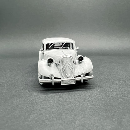 1/48 - Citroen Traction avant 15Six | War Models Kit