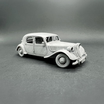 1/48 - Citroen Traction avant 15Six | War Models Kit