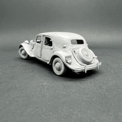 1/48 - Citroen Traction avant 15Six | War Models Kit