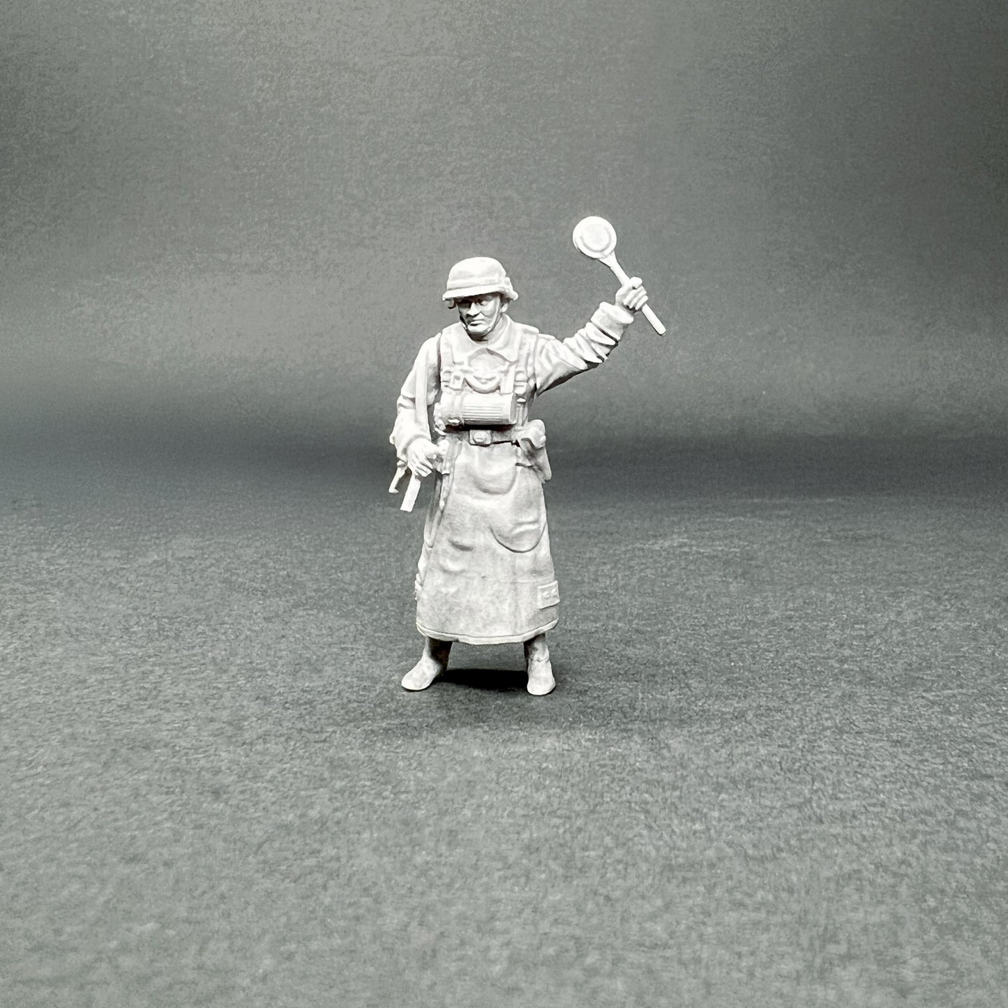 1/72 Figurines en résine 25 mm – Policiers allemands Feldgendarme | War Models Kit