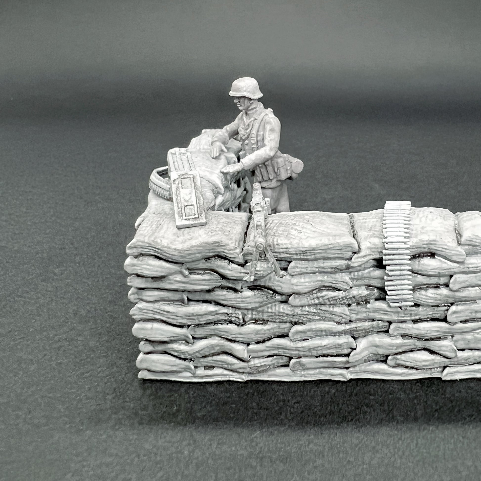 1/72 Figurines en résine 25 mm – Policiers allemands Feldgendarme | War Models Kit